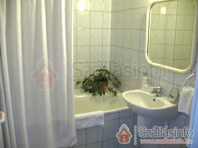Apartman 61761 (Közép-Dunántúl > Veszprém megye > Balatonfüred)