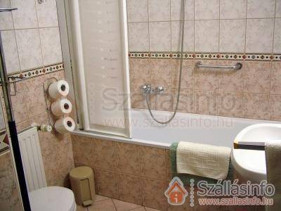 Andrea Apartman (West Transdanubien > Vas megye > Sárvár)
