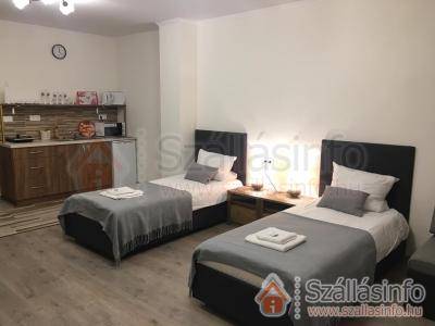 Aranykorona Történelmi Hotel-Étterem (Észak-Magyarország > Borsod-Abaúj-Zemplén megye > Miskolc)