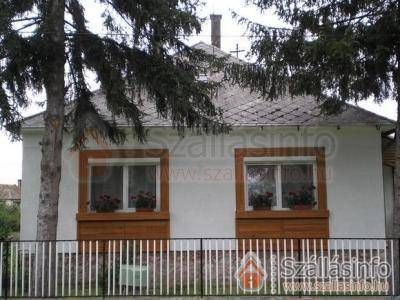 Döre Vendégház (West Transdanubian > Győr-Moson-Sopron megye > Bakonyszentlászló)