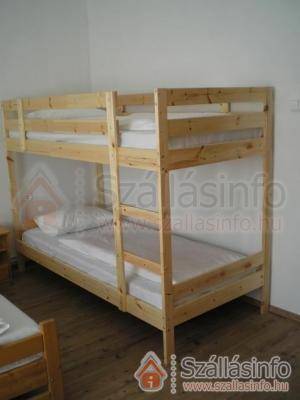 Döre Vendégház (Nyugat-Dunántúl > Győr-Moson-Sopron megye > Bakonyszentlászló)