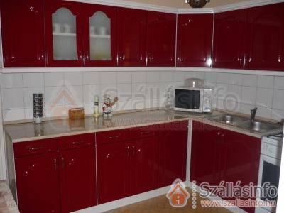 Farkas Apartmanok (Süd Transdanubien > Somogy megye > Balatonlelle)