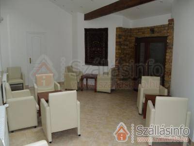 Gréti Wellness és Gyógypanzió (Budapest és környéke > Pest megye > Leányfalu)