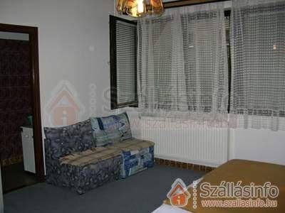 Harka Apartmanház (West Transdanubian > Győr-Moson-Sopron megye > Harka)