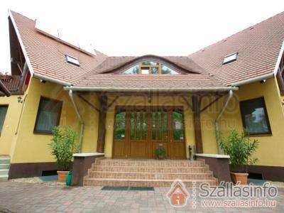 Harmónia Apartmanház (North Plain > Hajdú-Bihar megye > Hajdúszoboszló)