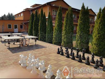 Hotel Hungária Miskolctapolca (Nord Ungarn > Borsod-Abaúj-Zemplén megye > Miskolctapolca)