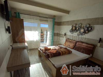 Hotel Hungária Miskolctapolca (Nord Ungarn > Borsod-Abaúj-Zemplén megye > Miskolctapolca)