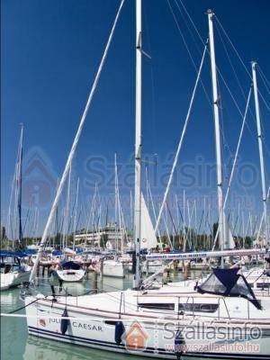 Hotel Marina Port**** (Central Transdanubian > Veszprém megye > Balatonkenese)