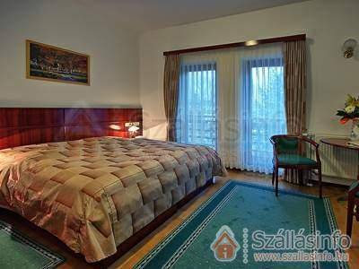 Hotel Szarvaskút (Zentral Transdanubien > Veszprém megye > Zirc)