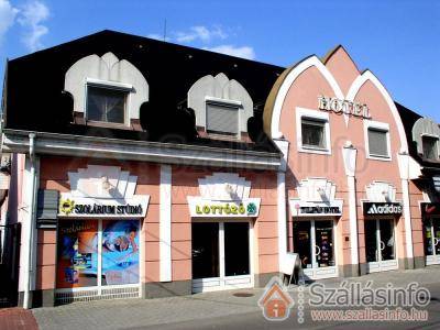 Hotel Tulipán (Zentral Transdanubien > Komárom-Esztergom megye > Komárom)