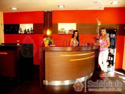 Hotel Tulipán (Central Transdanubian > Komárom-Esztergom megye > Komárom)