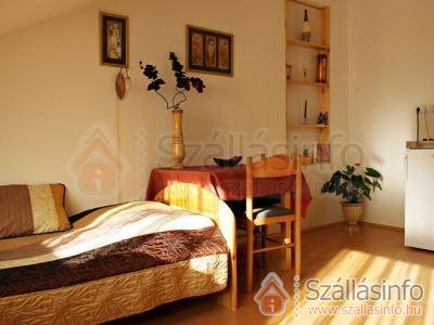 Hungária Apartmanház (Süd Transdanubien > Baranya megye > Pécs)