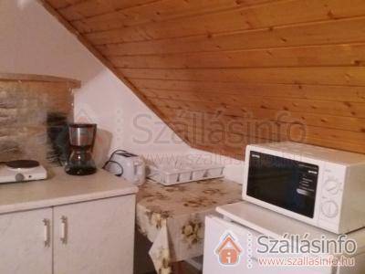 Hunyadi Apartman (North Plain > Jász-Nagykun-Szolnok megye > Szolnok)