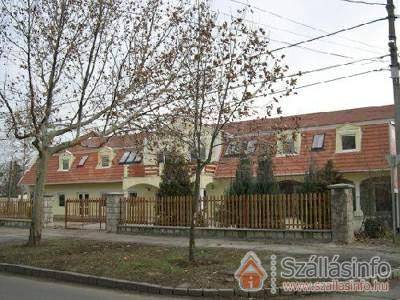 Huszár Panzió és Étterem (Észak-Magyarország > Borsod-Abaúj-Zemplén megye > Sárospatak)