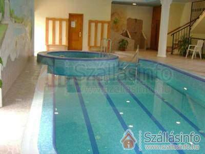 Kék Villa Apartmanház (Nyugat-Dunántúl > Zala megye > Hévíz)