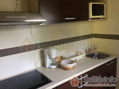 Köő Vendégház (Süd Transdanubien > Somogy megye > Zamárdi)