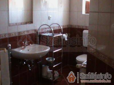Kristály Apartmanház (Nyugat-Dunántúl > Vas megye > Sárvár)