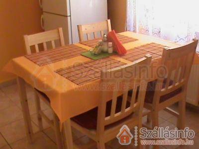 Kristály Apartmanház (Nyugat-Dunántúl > Vas megye > Sárvár)