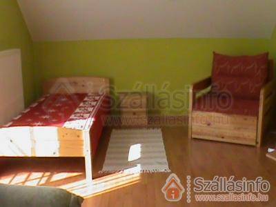 Kristály Apartmanház (West Transdanubien > Vas megye > Sárvár)