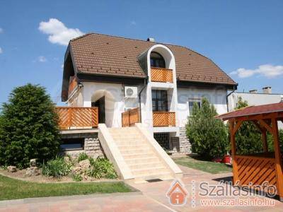 Napfény Villa (Zentral Transdanubien > Veszprém megye > Balatonfüred)