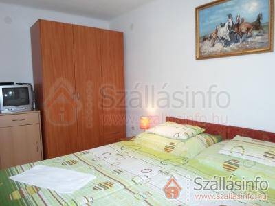Naposdomb Nyaraló (Nord Ungarn > Borsod-Abaúj-Zemplén megye > Miskolc)