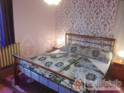 Napsugár Családi Apartman (Nyugat-Dunántúl > Zala megye > Vonyarcvashegy)