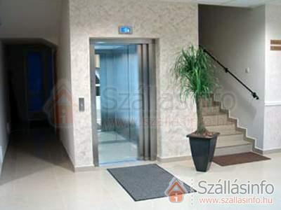 Nefelejcs Hotel*** (Nord Ungarn > Borsod-Abaúj-Zemplén megye > Mezőkövesd-Zsóry-fürdő)