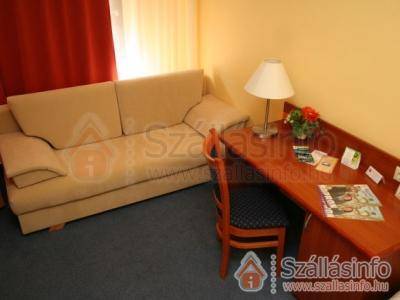 Palatinus Szálló (Nyugat-Dunántúl > Győr-Moson-Sopron megye > Sopron)