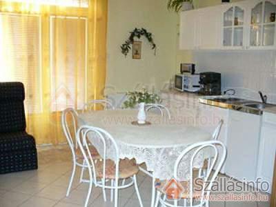 Pávai Apartman2 (North Plain > Hajdú-Bihar megye > Hajdúszoboszló)