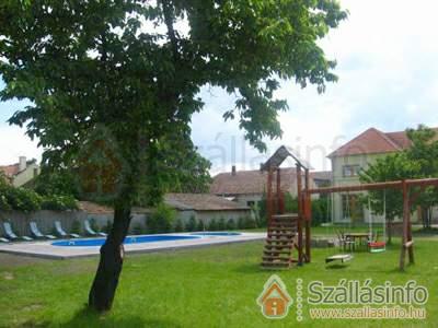 Rábensteiner Apartman Panzió (Nyugat-Dunántúl > Győr-Moson-Sopron megye > Fertőd)