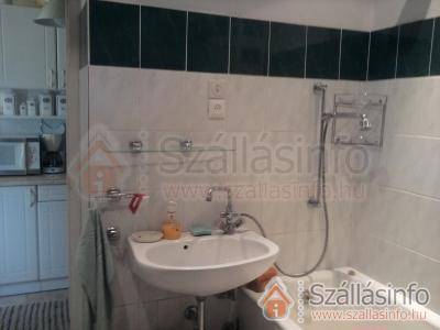 Árnyas Apartman (North Plain > Hajdú-Bihar megye > Hajdúszoboszló)