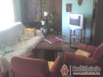 Sarang Apartman (South Transdanubian > Somogy megye > Balatonszárszó)