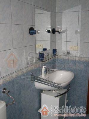 Yowan Apartmanház (West Transdanubien > Zala megye > Hévíz)